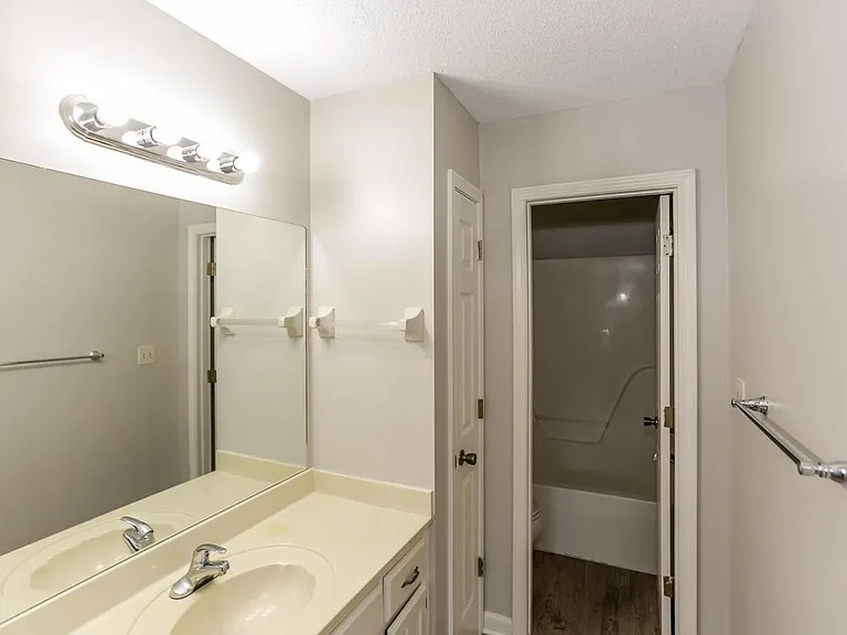 6676 Whitten Pine Dr — Photo 5