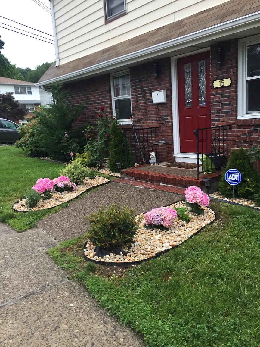 15-17 Katz Ave photo 1