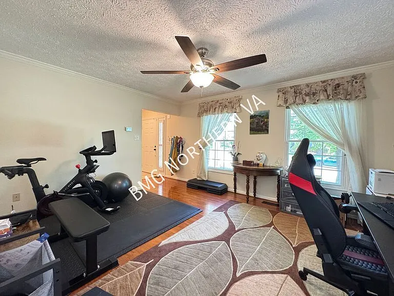 3821 Jocelyn Dr — Photo 11