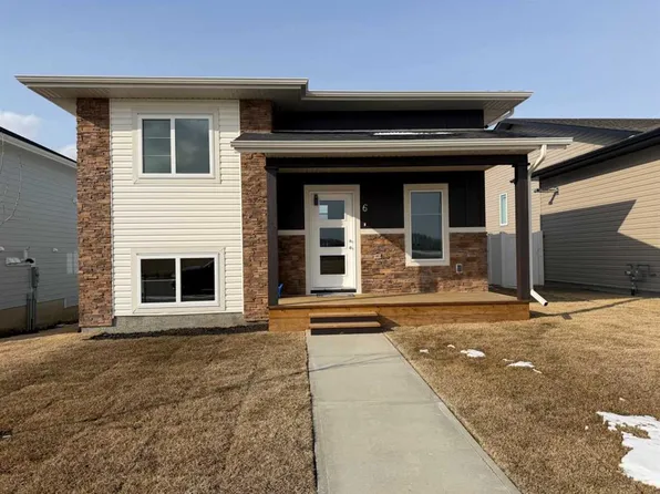 6 S Metcalf Way, Lacombe, AB T4L 0J8