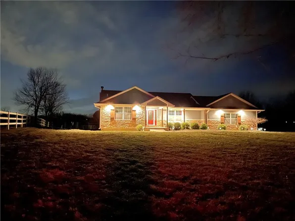 11808 Nation Rd, Kearney, MO 64060