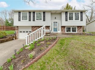 131 Sunview Dr, Beaver Falls, PA