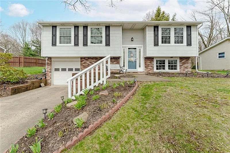 131 Sunview Dr photo 1