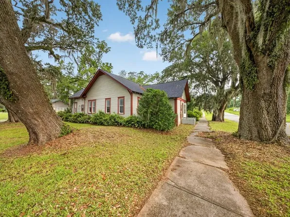 402 N Lee St, Quitman, GA 31643