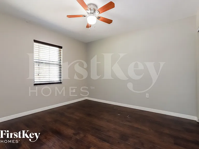 6836 Elder Dr — Photo 12