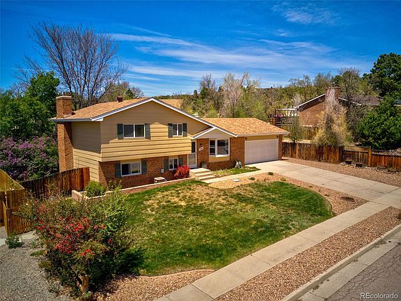 2nd image of 5332 Cambria Dr