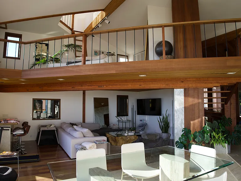 733 Las Alturas Rd — Photo 39
