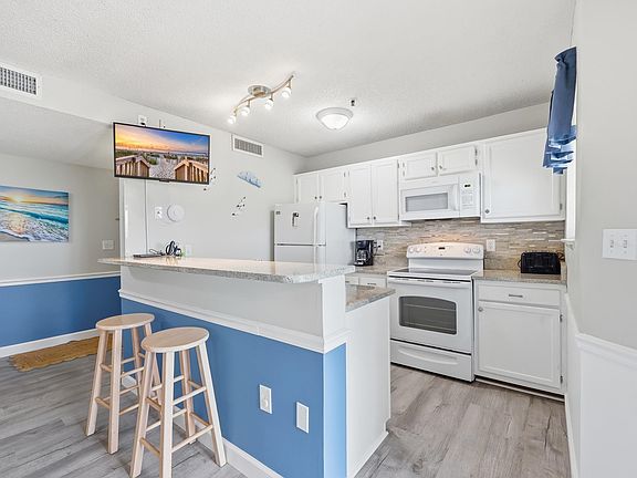 4th image of 5905 S Kings Hwy. #810-C