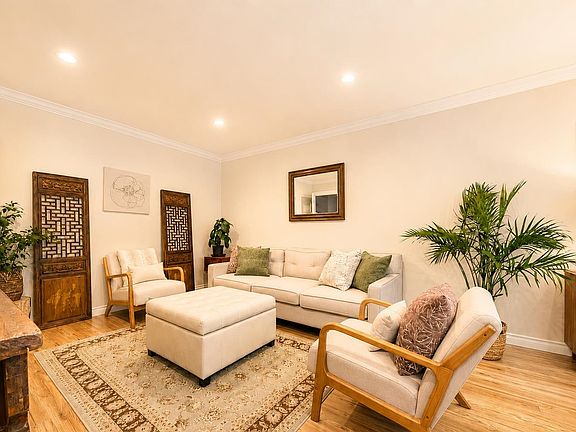 4th image of 2430 Point Grey Rd #305