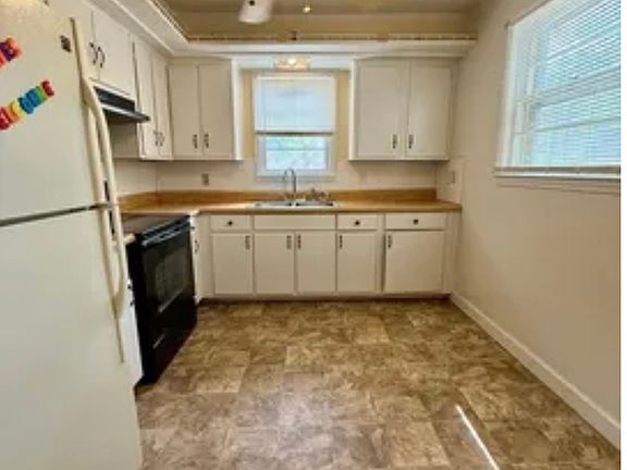 5th image of 221 Poplar Rd