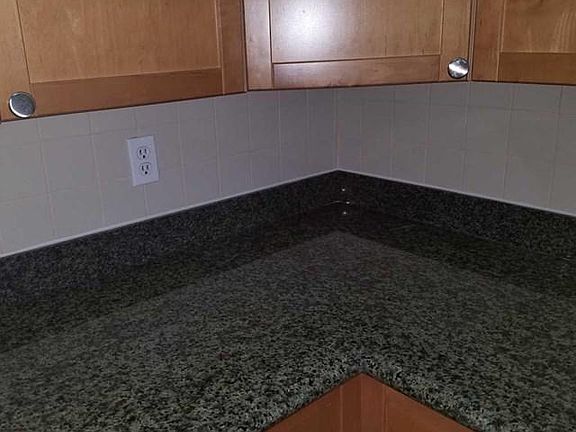 4th image of 164 Myrtle Ave #A6