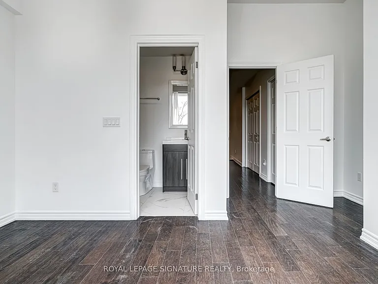 1116 College St #3 — Photo 9