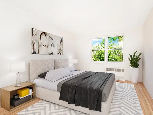 Sold by Re/Max In The City | media 5