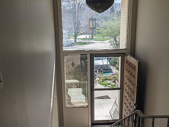 3rd image of 11206 Martha Cir