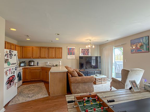 3rd image of 222 Quaking Aspen Ln