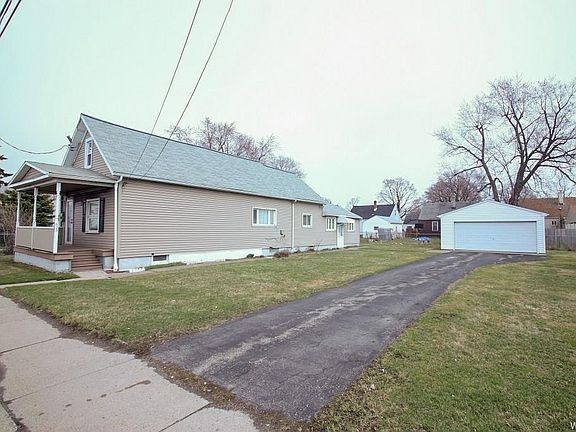 3rd image of 623 S Ogden St