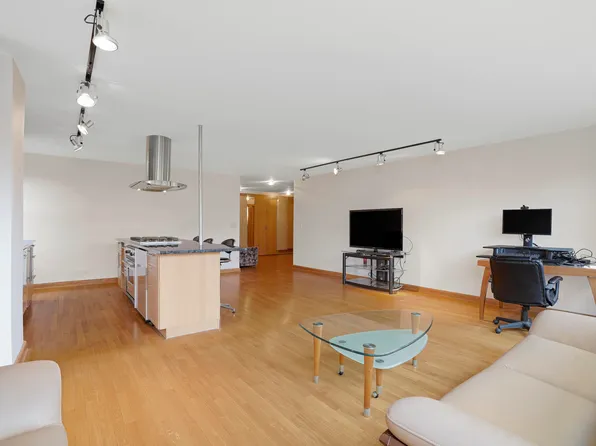 2650 Ocean Parkway image 5 of 19