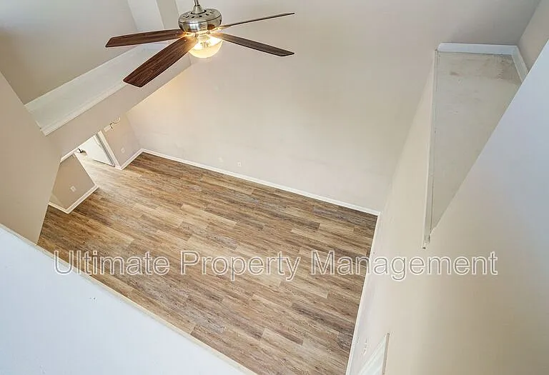 741 Sunseeker Dr — Photo 8