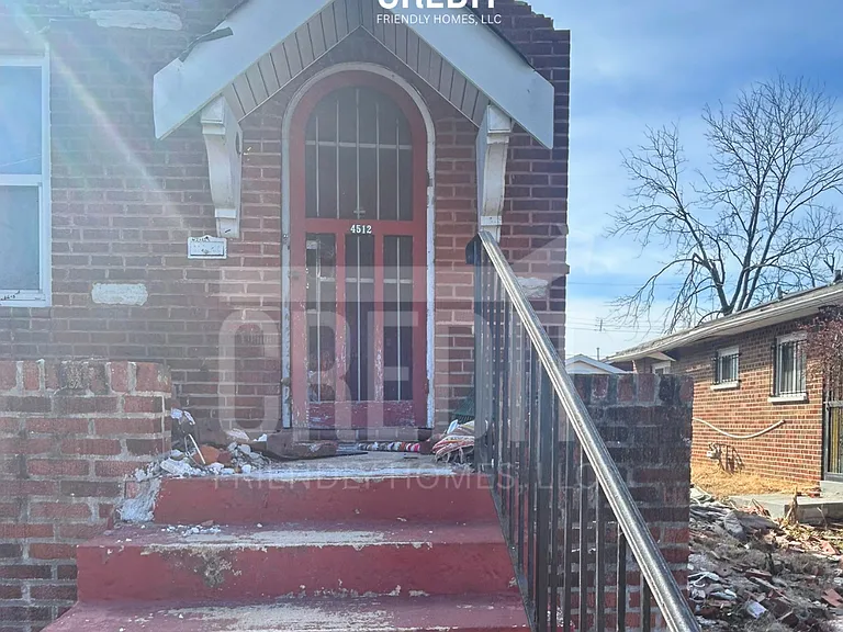 4512 Ashland Ave — Photo 2