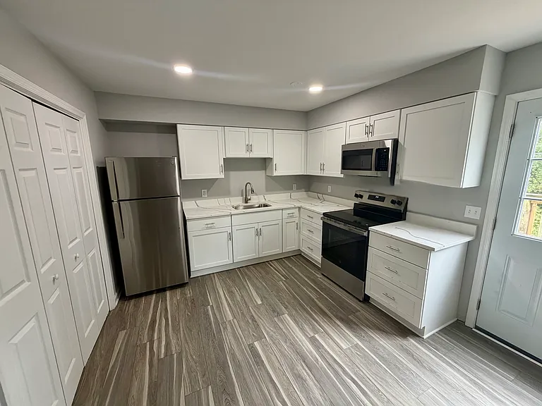 58 Mallard Ct #1 — Photo 2