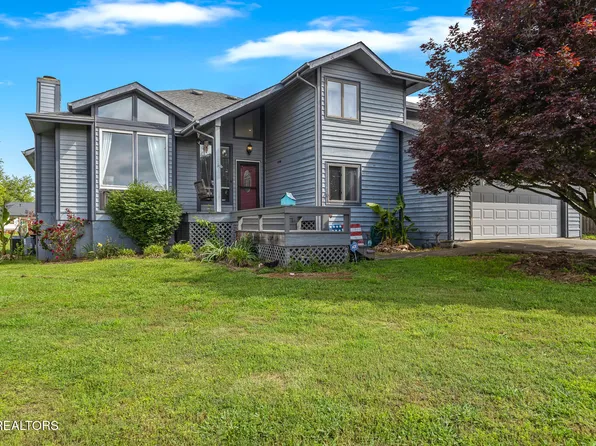 1290 Fairway Dr, Loudon, TN 37774