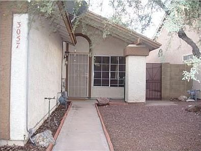 2nd image of 3057 W Placita De La Roseta