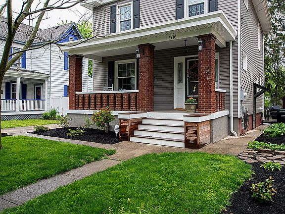 3rd image of 5716 Arnsby Pl