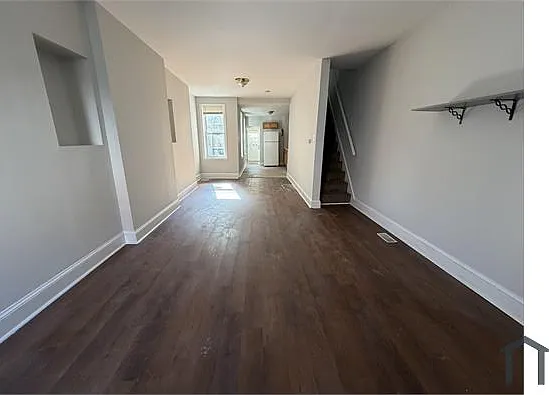 1026 Bennett St — Photo 1