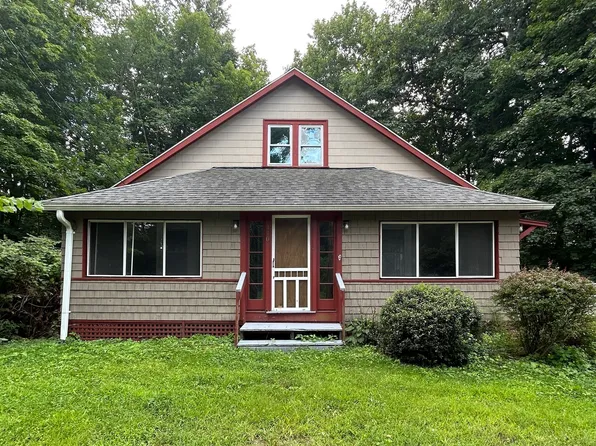 410 Silver St, Greenfield, MA 01301