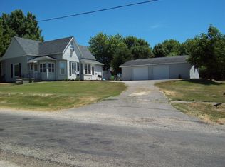 118 N East St, Fillmore, IL 62032