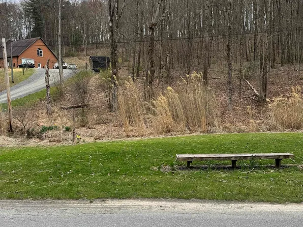 78 Lords Way, Bridgeport, WV 26330