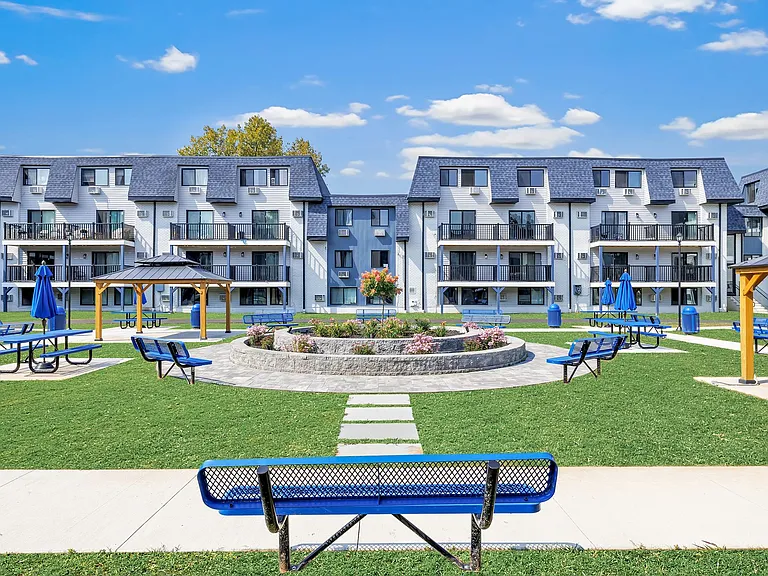 Villa Square LLC — Photo 8