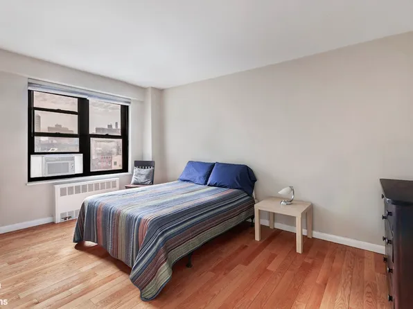 417 Grand Street image 5 of 6