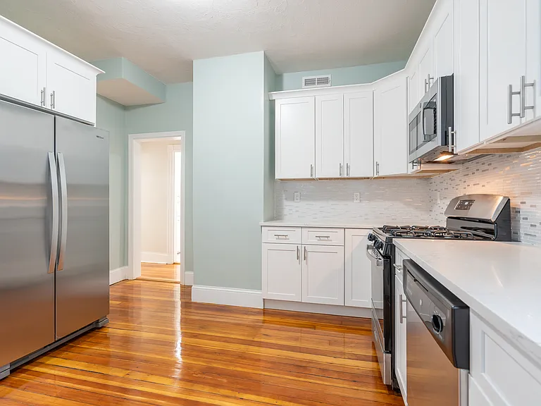 49 Weld Hill St #2 — Photo 2