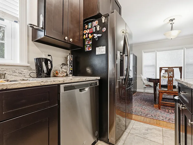 855 N Frederick St — Photo 12