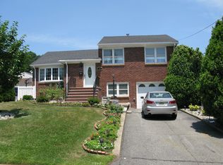 98 E Prospect Ave, Woodbridge, NJ 07095