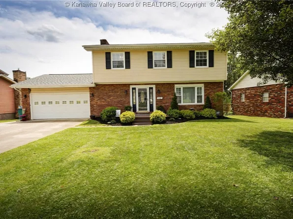 2603 Hayslette Ave, Hurricane, WV 25526