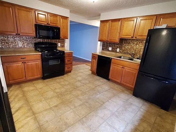 4th image of 2119 E Marshall Ave