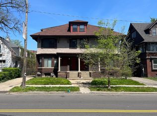 1096 Van Dyke St #301, Detroit, MI 48214