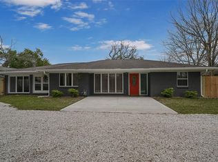 206 Texas Ave, League City, TX 77573