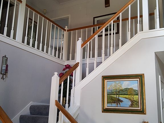 3rd image of 109 Rocky Pointe Ct