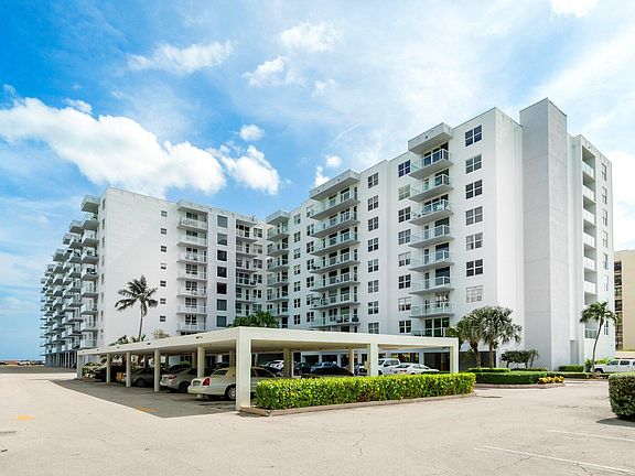 3rd image of 3450 S Ocean Boulevard #320