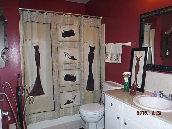 2nd image of 851 Indigo Way #851D