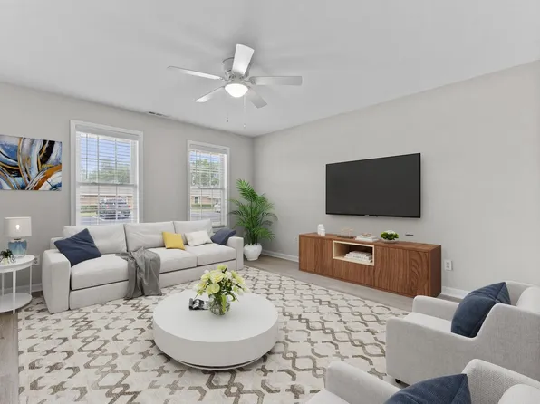 Newly Renovated Flats & Townhomes in the Heart of Angier! Pets Welcome!