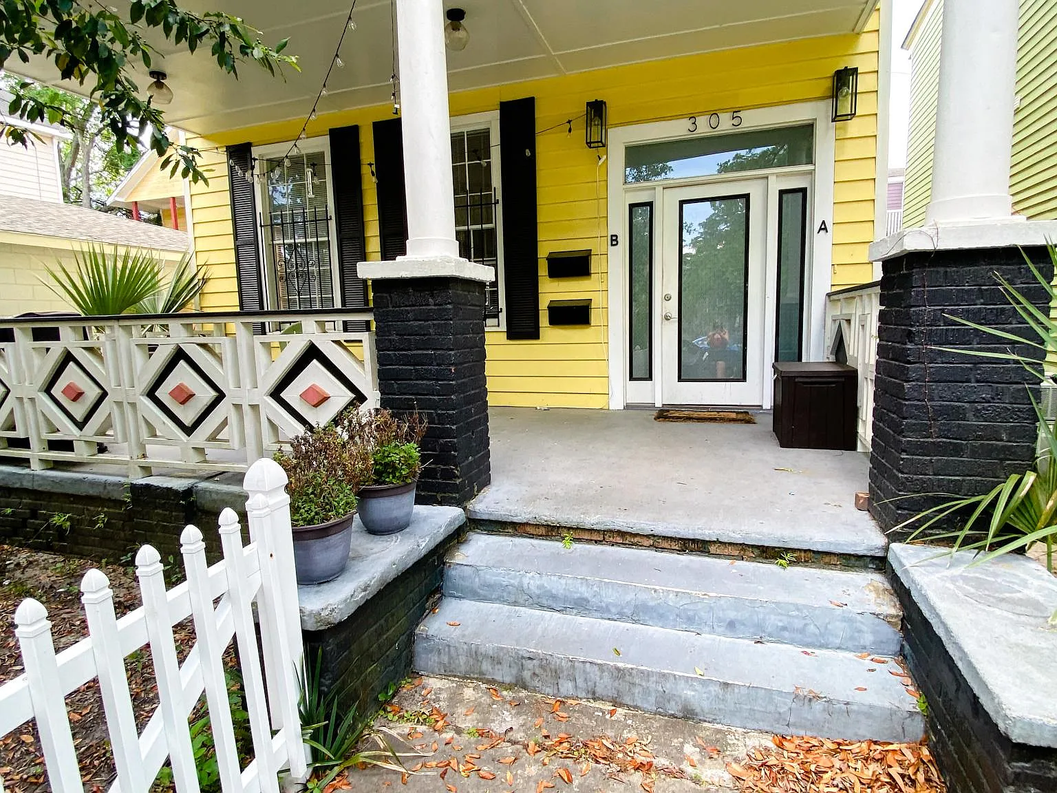 2 bed, 1100 sqft, $1,900 — Photo 1