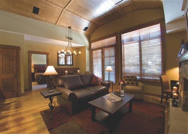1st image of 4001 Northstar Dr Unit 506