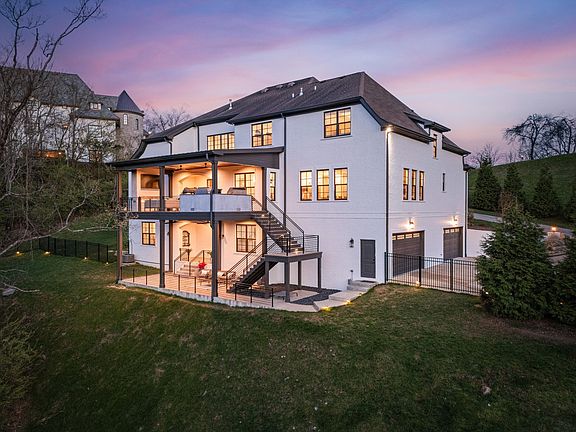 2nd image of 514 Legends Ridge Ct