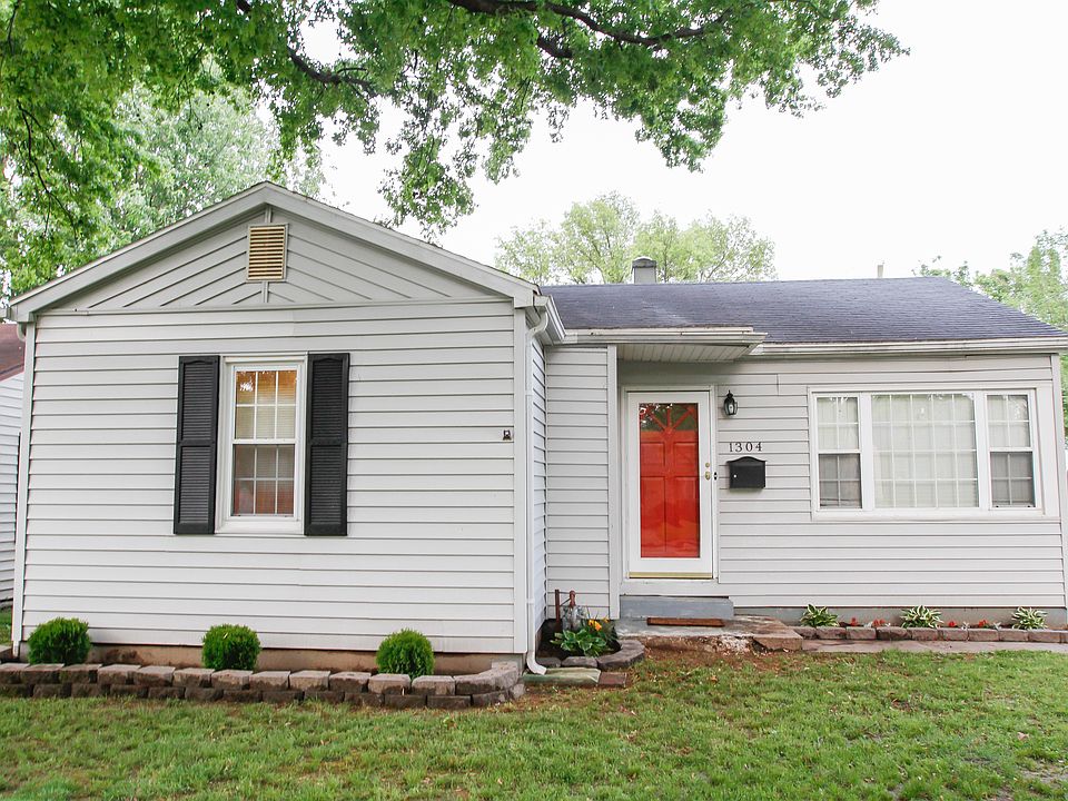 1st image of 1304 S Roosevelt Dr