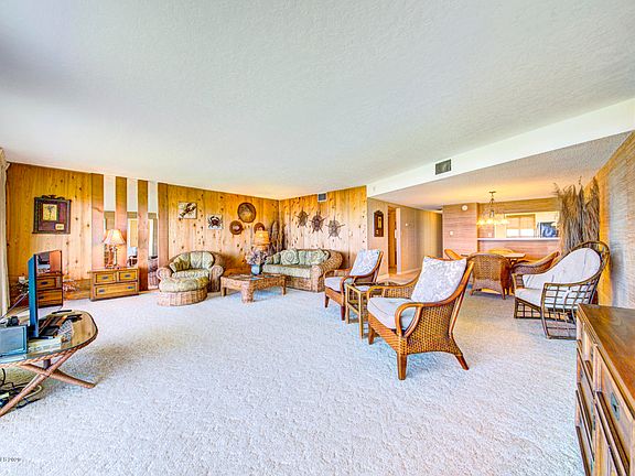 5th image of 3060 N Atlantic Ave APT 306