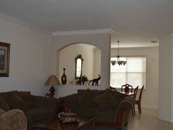 5th image of 7470 NW 112th Pl